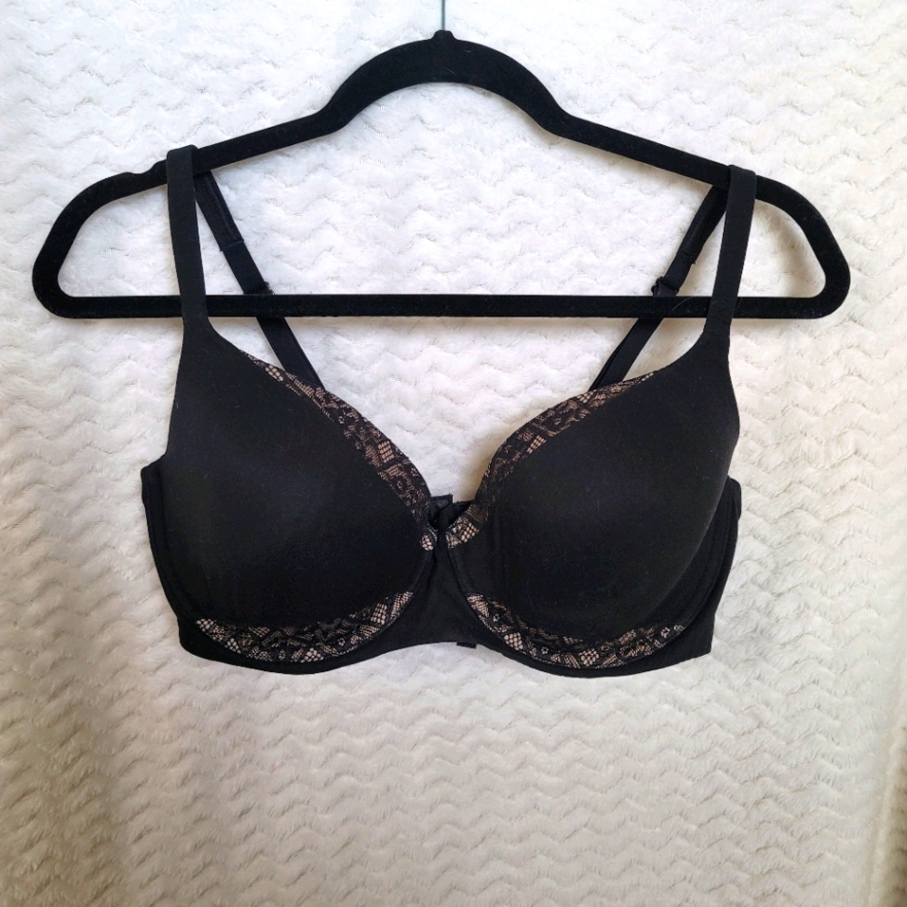SOLD -- VS Body by Victoria Lined Demi Bra 36DD